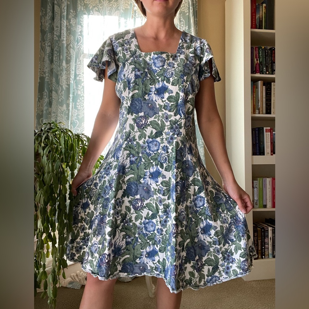 Vintage 90s blue large floral pattern cotton dress